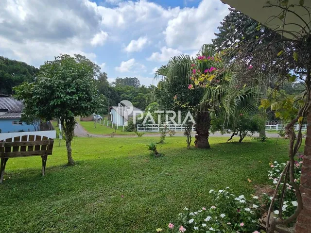 Imagem 14: Casa com amplo terreno e potencial comercial à venda, Linha Santa Cruz