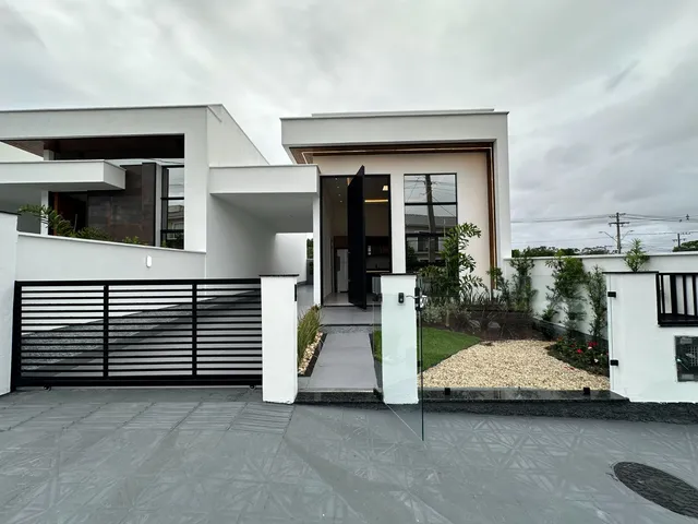Imagem: CASA RESIDENCIAL em São José - SC, Potecas