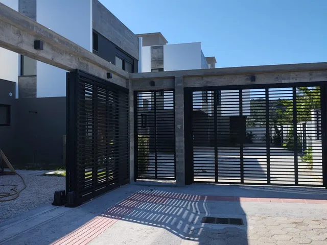 Imagem 14: CASA EM CONDOMÍNIO RESIDENCIAL em GAROPABA - SC, Loteamento Quinta dos Açores