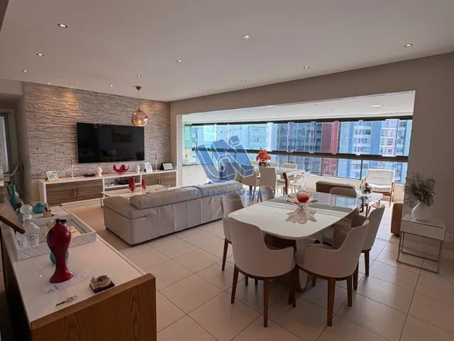 Imagem 11: Apartamento 4 suítes sendo 1 suíte master com varanda na Vitoria com 180m2
