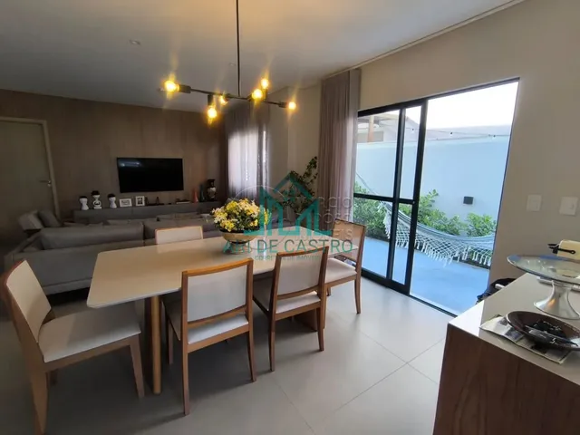 Imagem 16: Casa Duplex com 4 Suítes, Closet, 223m² e Varanda Gourmet à venda em Condomínio na