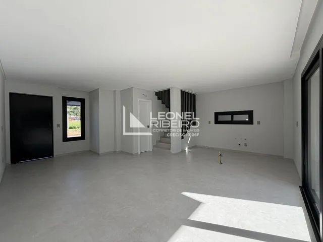Imagem 9: Casa Sobrado com 3 dormitórios suítes à venda, 159,20 m² no bairro Padre Martinho
