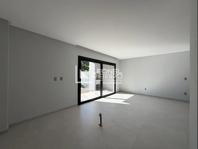 Imagem 7: Casa Sobrado com 3 dormitórios suítes à venda, 159,20 m² no bairro Padre Martinho