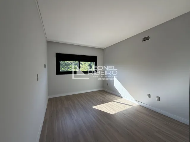 Imagem 15: Casa Sobrado com 3 dormitórios suítes à venda, 159,20 m² no bairro Padre Martinho