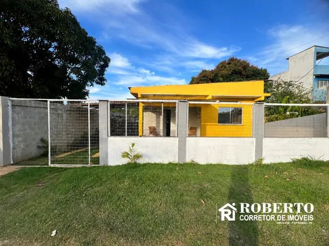 Imagem: A casa possui 2 Dormitórios, 1 Banheiro, 360m² de Área e