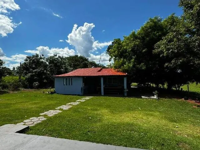 Imagem 15: CHÁCARA COMPLETA, COM 4 CASAS, RIACHO COM ÁGUA CORRENTE CRISTALINA E 4 TANQUES DE PEIXES