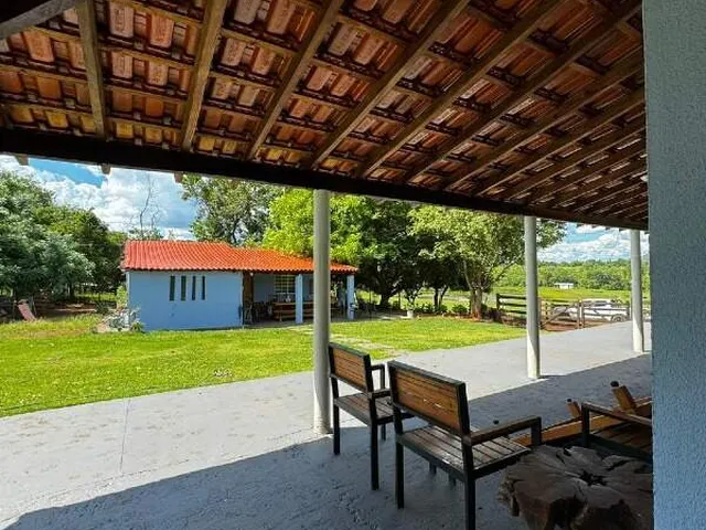 Imagem 8: CHÁCARA COMPLETA, COM 4 CASAS, RIACHO COM ÁGUA CORRENTE CRISTALINA E 4 TANQUES DE PEIXES
