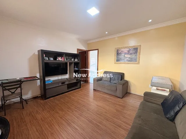 Imagem: Casa com 3 quartos no Jardim Botânico