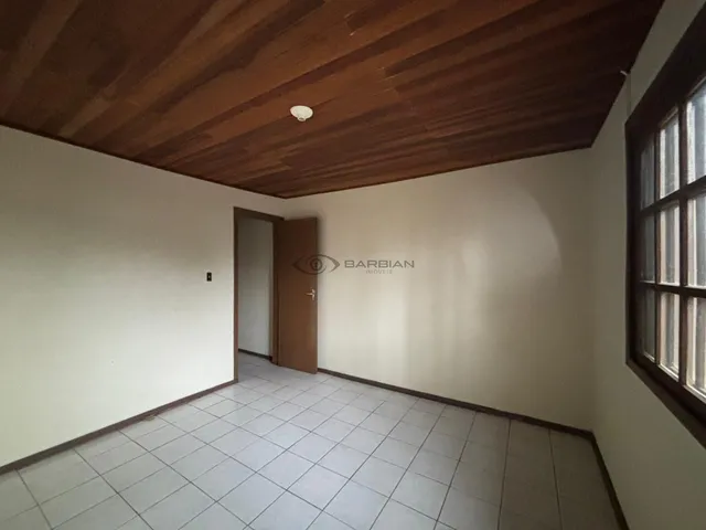 Imagem 6: Imobiliária Santa Cruz do Sul. Casa de esquina com 03 dormitórios, no Bairro São