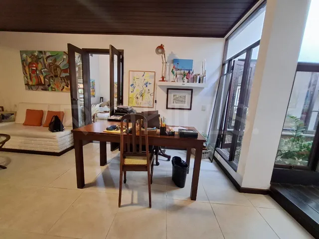 Imagem 7: Casa de 4 quartos à venda no Ubá 3, com 998m², em Itaipu, Niterói/RJ