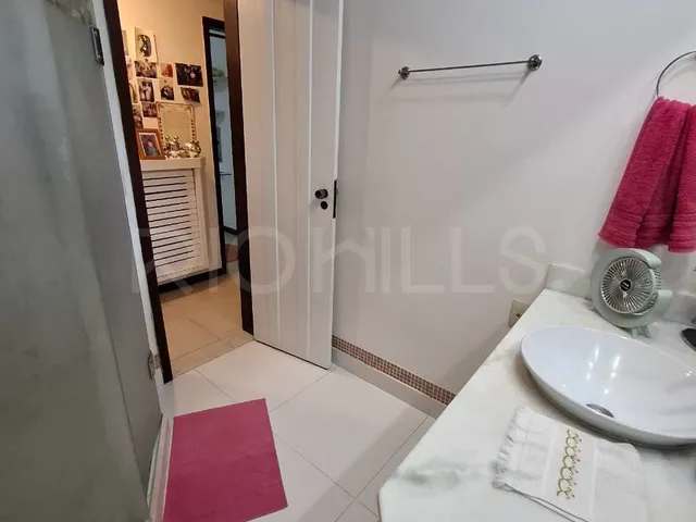 Imagem 3: Casa de 4 quartos à venda no Ubá 3, com 998m², em Itaipu, Niterói/RJ