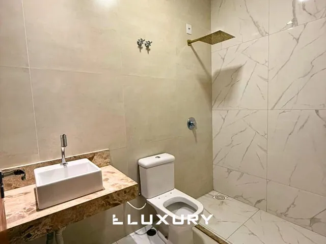 Imagem 5: Casa com suíte master e piscina no Jardim Veneza