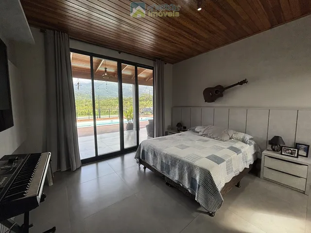 Imagem 14: Casa de campo Alto Padrão
