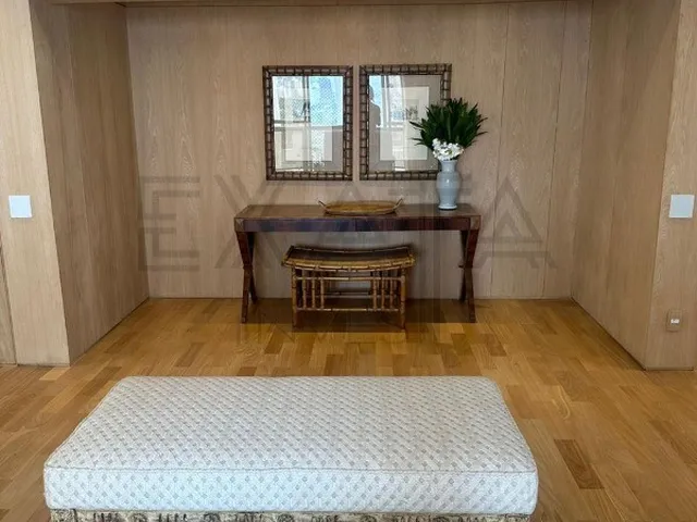 Imagem 14: Apartamento de Luxo à Venda ao lado do Fasano no Itaim Bibi - São Paulo-SP: Reformado