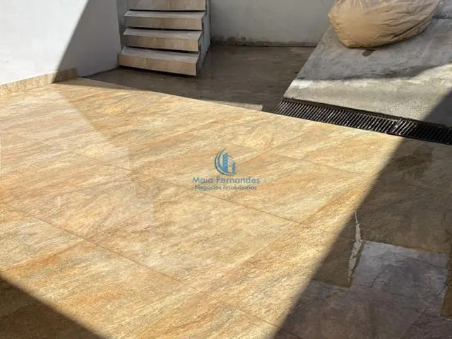 Imagem: Sobrado à venda em São Lourenço - 250m²