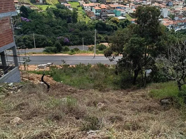 Imagem: Terreno à venda no bairro Jardim Bandeirantes