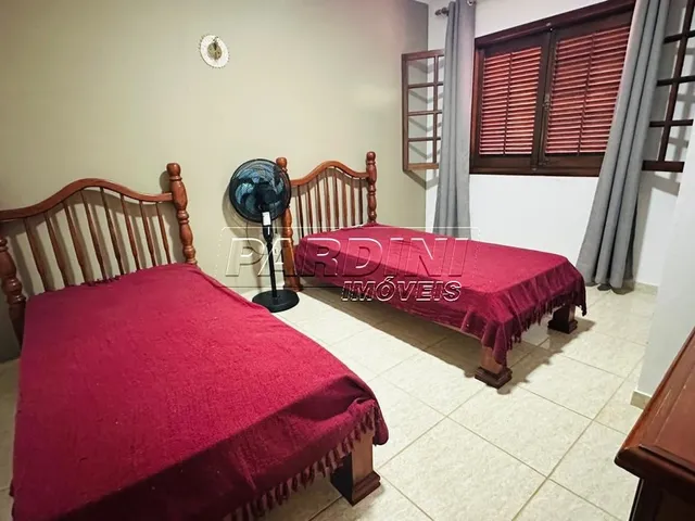 Imagem 5: Lindo Sobrado com 5 Suítes e Varanda com Espaço Gourmet, na Praia do Lázaro em Ubatuba!