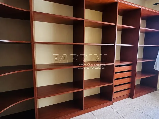 Imagem 13: Lindo Sobrado com 5 Suítes e Varanda com Espaço Gourmet, na Praia do Lázaro em Ubatuba!
