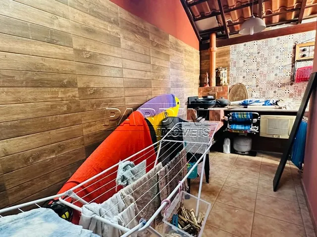 Imagem 3: Lindo Sobrado com 5 Suítes e Varanda com Espaço Gourmet, na Praia do Lázaro em Ubatuba!