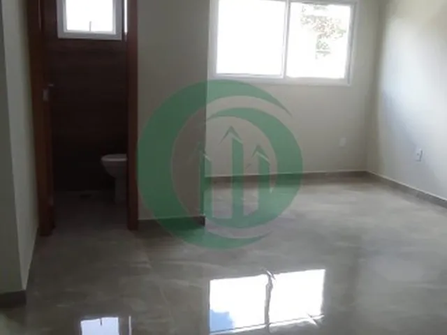 Imagem: A casa possui 2 Dormitórios, 2 Suítes, 4 Banheiros, 4 Vagas