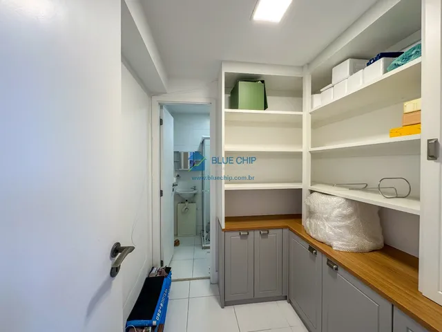 Imagem 7: Apartamento à Venda no Condomínio Scena Laguna - Barra da Tijuca com 156m³ 03 suítes