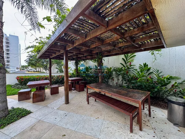 Imagem 3: Apartamento à Venda no Condomínio Scena Laguna - Barra da Tijuca com 156m³ 03 suítes