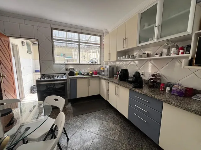 Imagem 4: Área Privativa 4 Quartos com Suíte, Closet e Hidromassagem – 2 Vagas – Bairro