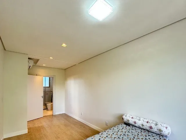 Imagem 16: Imperdível: Casa à venda em Joinville-SC, no bairro Jardim Sofia, com 3 quartos, 3
