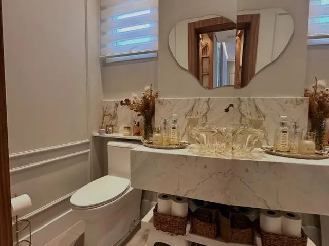 Imagem 5: Casa de Luxo com 3 Suítes e 4 Vagas na América, Joinville-SC: Oportunidade de