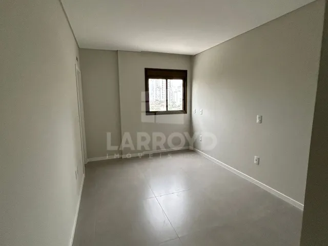Imagem 6: Apartamento com 4 dormitórios