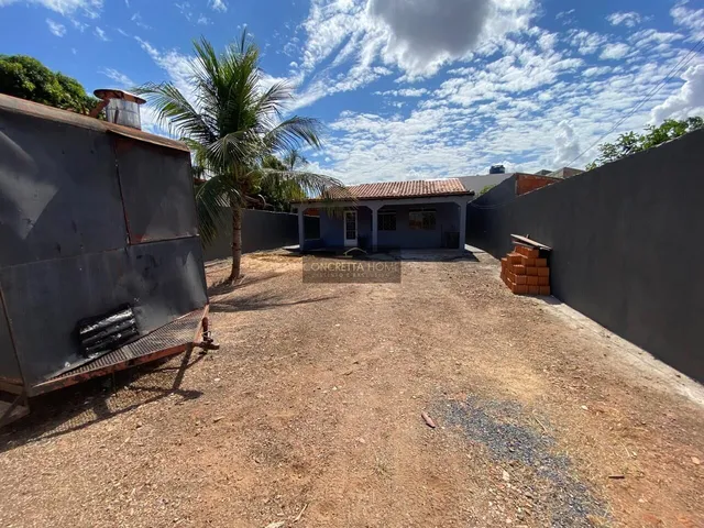 Imagem: Casa com Amplo Quintal e Excelente Localização