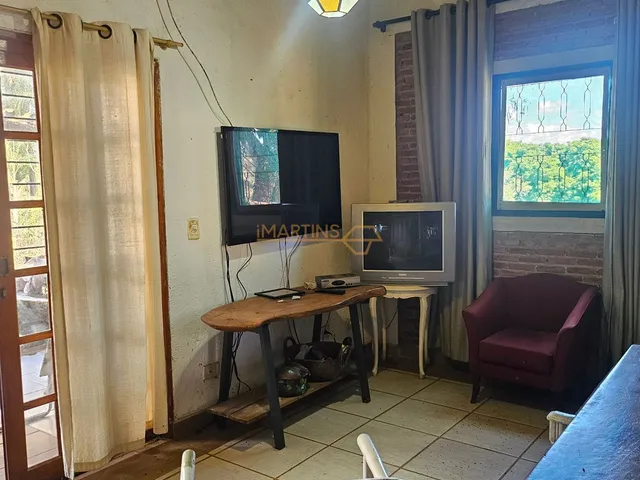 Imagem 8: Rancho á Venda Fazenda / sítio com 5 dormitórios