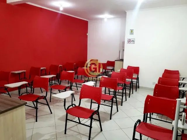Imagem 8: Galpão 600m² ? Escritórios e Vão Livre ? 15 Vagas de Garagem