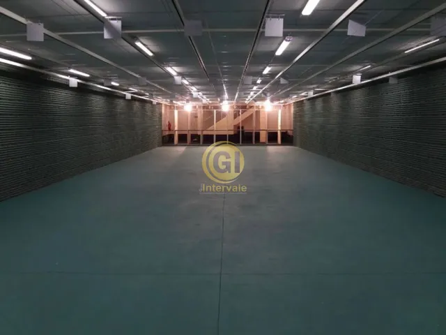Imagem 16: Galpão 600m² ? Escritórios e Vão Livre ? 15 Vagas de Garagem
