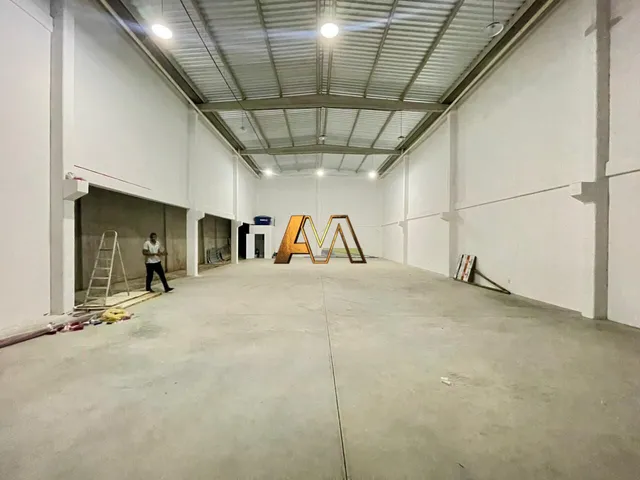 Imagem 14: GALPÃO BEM LOCALIZADO NO CAMINHO DAS ARVORES