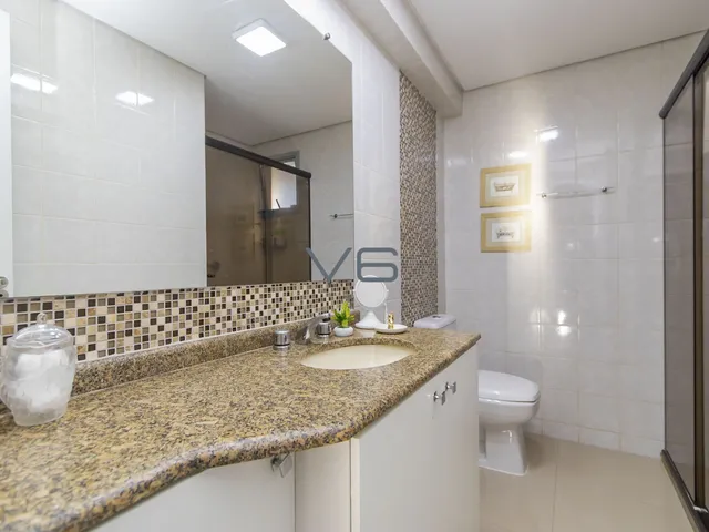 Imagem 2: Apartamento com 89 m² privativos, 3 quartos, 1 vaga de garagem , no Água Verde