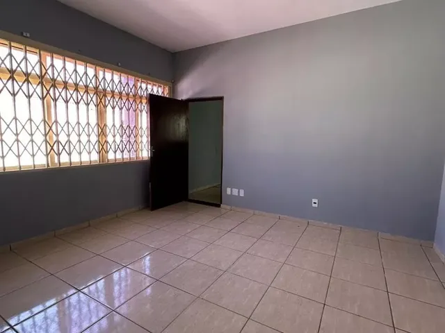 Imagem 14: Ponto Comercial com 8 Salas, todas com lavabo, próximo a Câmara Municipal de Cuiabá e