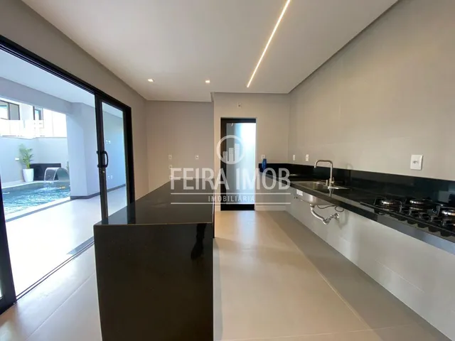 Imagem 2: Casa com 4 dormitórios