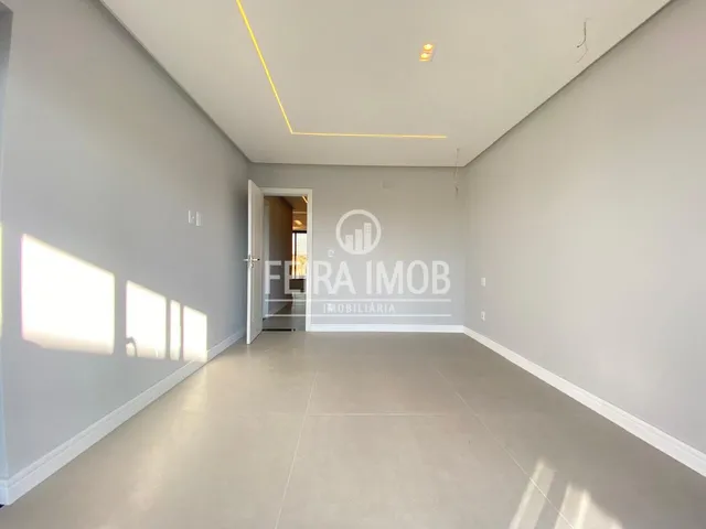 Imagem 4: Casa com 4 dormitórios