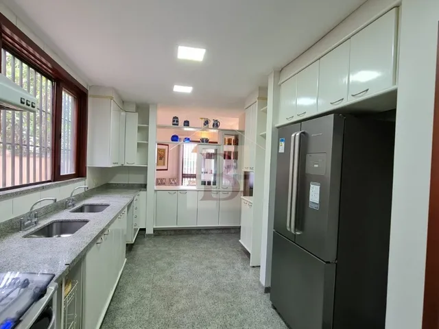 Imagem 6: Imperdível casa à venda em Niterói-RJ, Itacoatiara: 5 quartos, 4 suítes, 2 salas, 5
