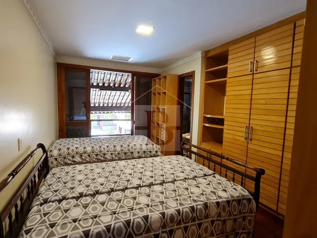 Imagem 11: Imperdível casa à venda em Niterói-RJ, Itacoatiara: 5 quartos, 4 suítes, 2 salas, 5