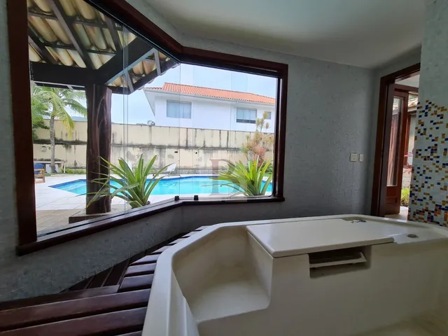 Imagem 2: Imperdível casa à venda em Niterói-RJ, Itacoatiara: 5 quartos, 4 suítes, 2 salas, 5
