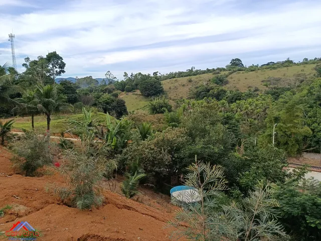 Imagem 3: Sítio em Construção