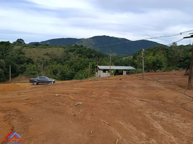 Imagem 2: Sítio em Construção