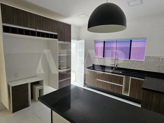 Imagem 14: Casa em Condomínio de Luxo em Vargem Pequena, Rio de Janeiro-RJ: 4 quartos, 1 suíte, 2