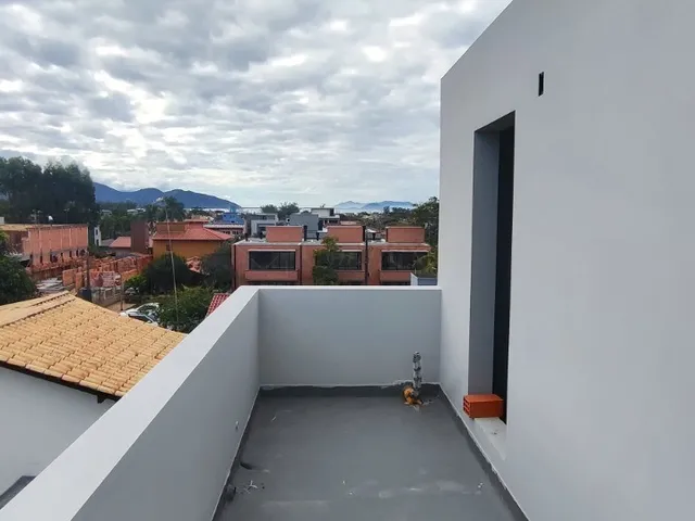 Imagem 13: Imperdível oportunidade! Sobrado à venda no centro de Garopaba-SC, Poucos metros do mar