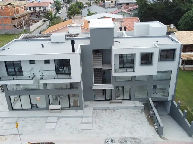 Imagem 16: Imperdível oportunidade! Sobrado à venda no centro de Garopaba-SC, Poucos metros do mar