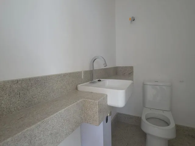 Imagem 4: VENDO LUXUOSO 3 SUÍTES NO CORREDOR DA VITÓRIA