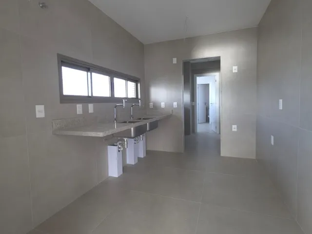 Imagem 9: VENDO LUXUOSO 3 SUÍTES NO CORREDOR DA VITÓRIA