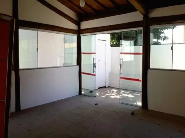 Imagem 5: Casa Comercial em Armação com 450m2